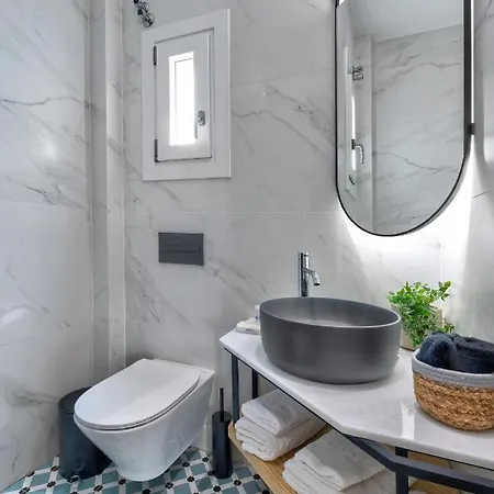 Aeolia Boutique Konukevi Ermoupoli