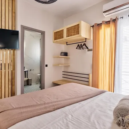 Konukevi Aeolia Boutique Ermoupoli