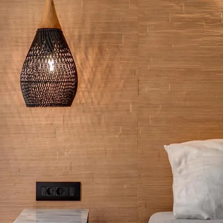 Konukevi Aeolia Boutique 4*