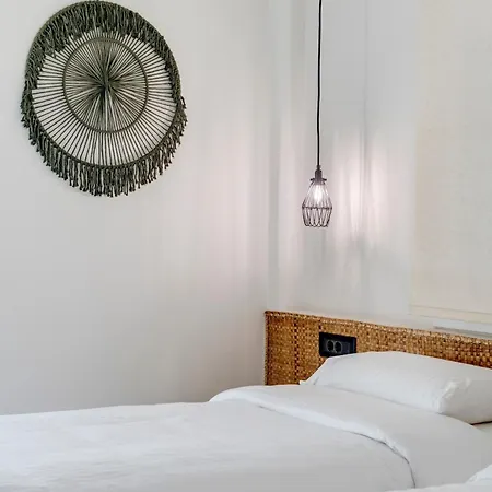 Aeolia Boutique