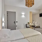 Πανσιόν Aeolia Boutique