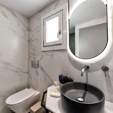 招待所 Aeolia Boutique 埃尔莫波利斯