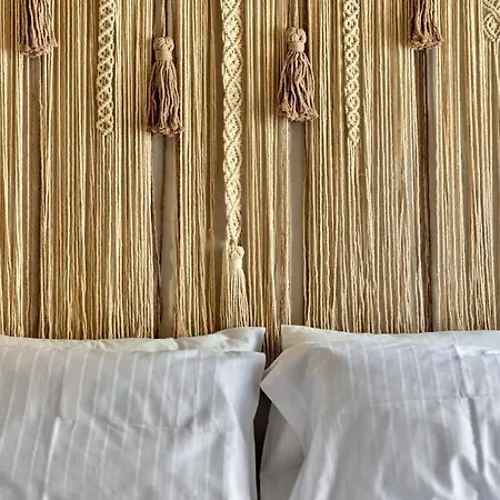 招待所 Aeolia Boutique 埃尔莫波利斯